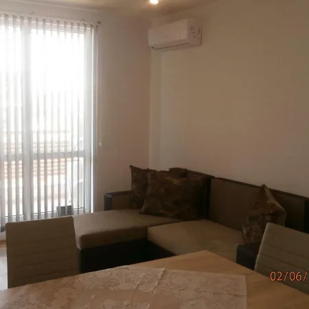 In Brisas 4* בורגאס